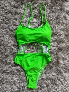 Neon Swimsuit💚🍀
